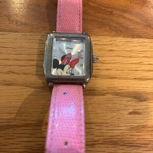 Disney Minnie Mouse Pink Strap Watch